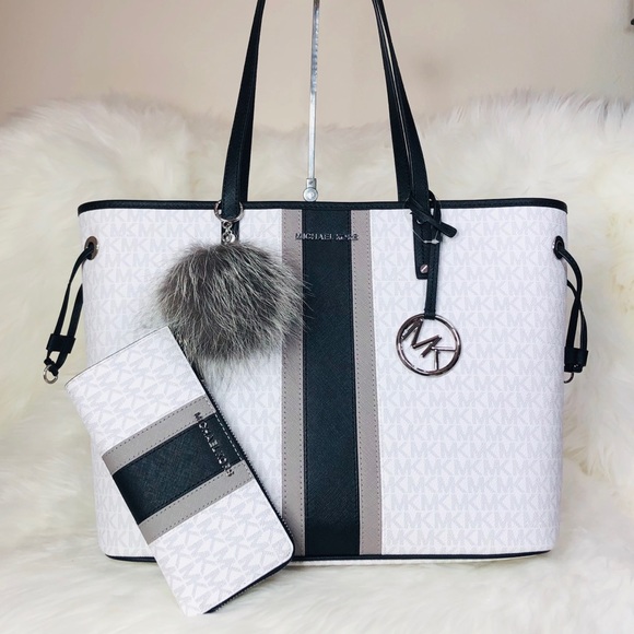 Michael Kors Handbags - 3PCS Michael Kors Drawstring Tote Wallet Charms